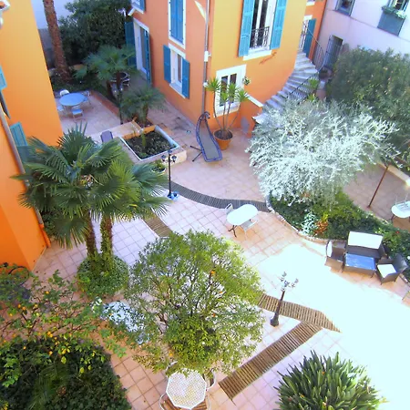 Hotel Maison Durante 4*